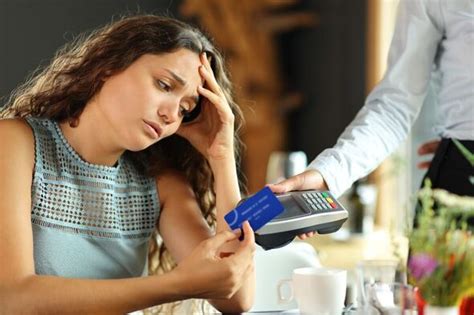 Greek Tourist Trap: How I Got Scammed (And You Can Avoid It)